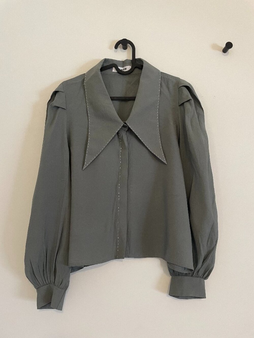Olive Green Puff Sleeve Collar Blouse - Fits Medium
